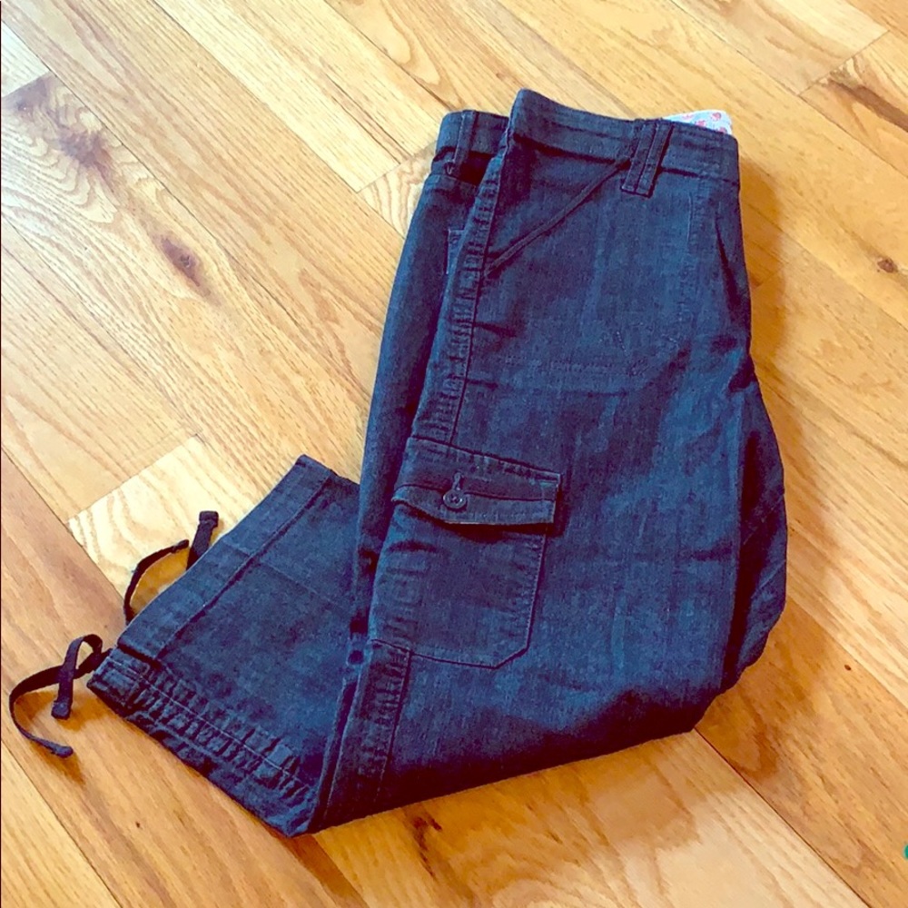 Lee Cargo Capris